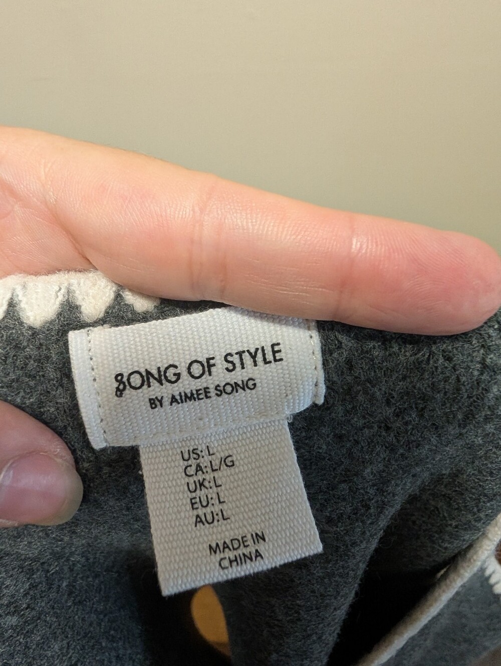 Song of Style Gray Sweater Vest Large Preppy Quiet Luxury - Picture 5 of 5